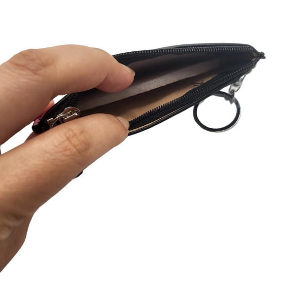 Kuromi Card Pass Holder/Coin Purse /Key Ring/-New- - Picture 3 of 4